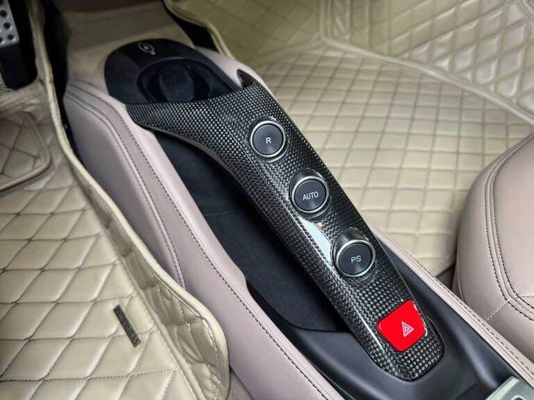 2018 Ferrari 488 Spider - Image 10 of 16