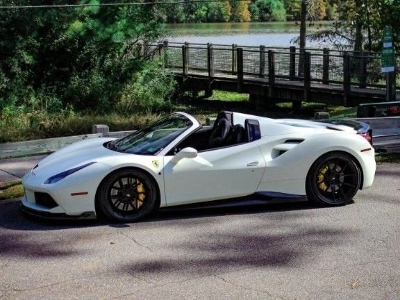 2018 Ferrari 488 Spider - Image 4 of 12