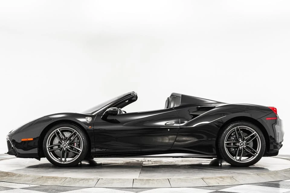 2018 Ferrari 488 Spider - Image 5 of 14