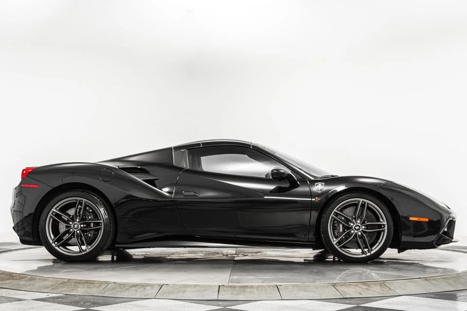 2018 Ferrari 488 Spider - Image 13 of 14