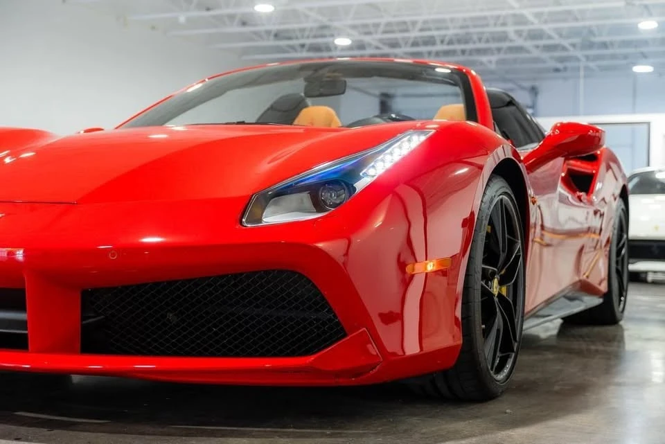 2018 Ferrari 488 Spider - Image 16 of 18