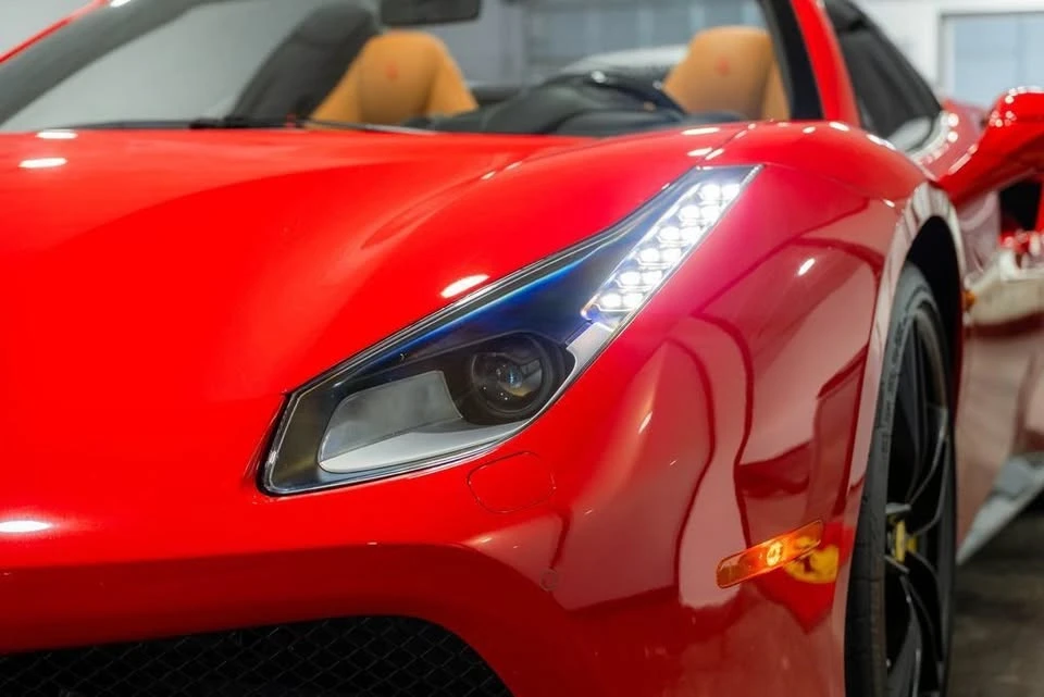 2018 Ferrari 488 Spider - Image 15 of 18