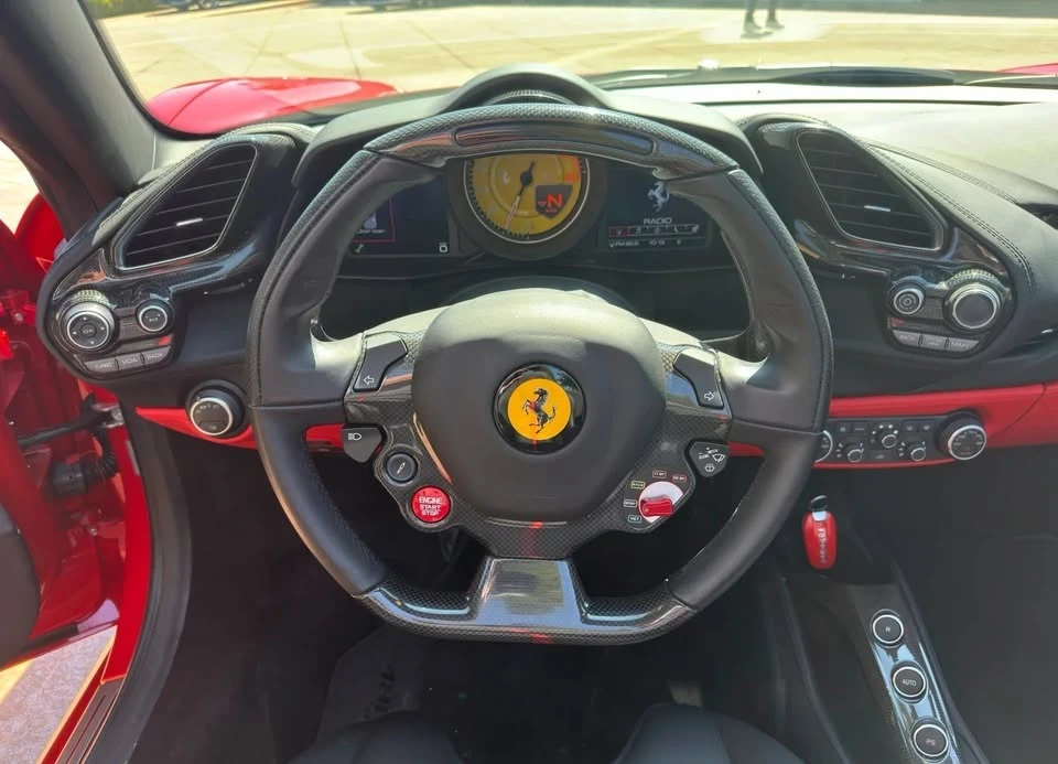 2018 Ferrari 488 Spider - Image 5 of 13