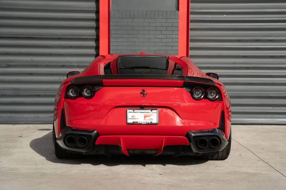 2018 Ferrari 812 Superfast - Image 4 of 14