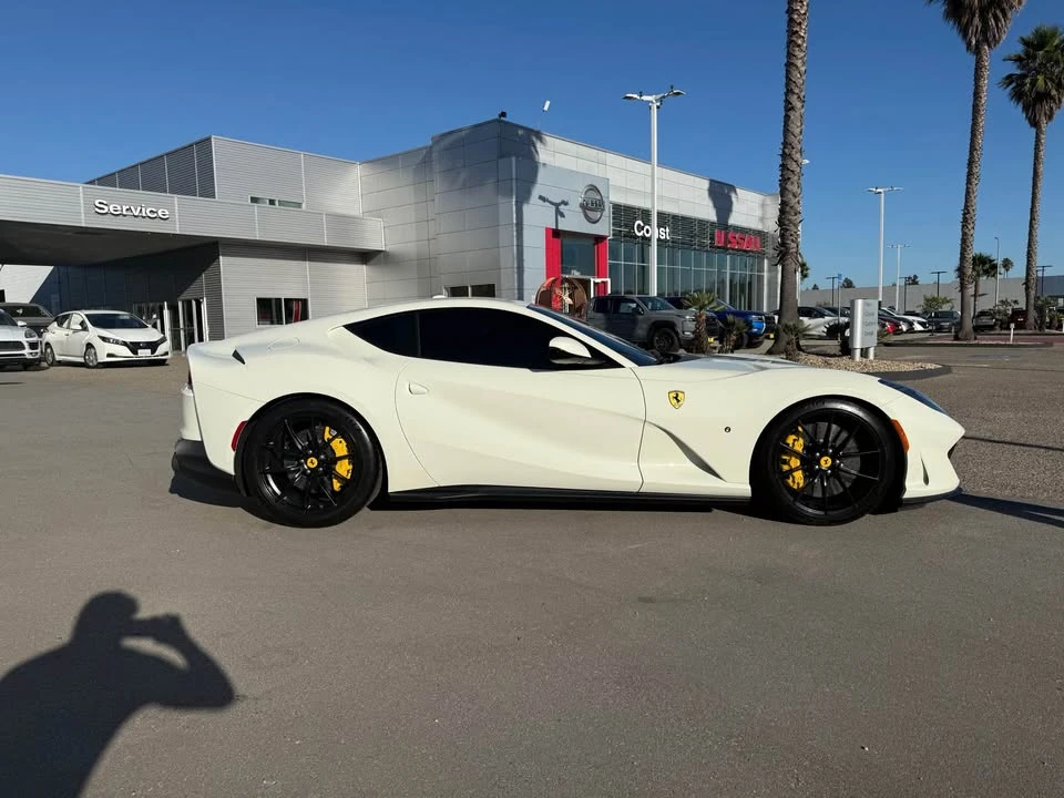2018 Ferrari 812 Superfast - Image 3 of 15
