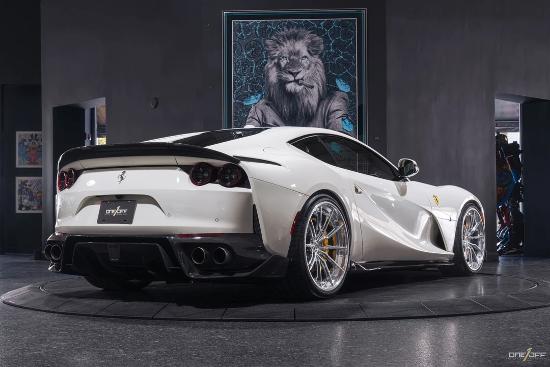 2018 Ferrari 812 Superfast - Image 11 of 12