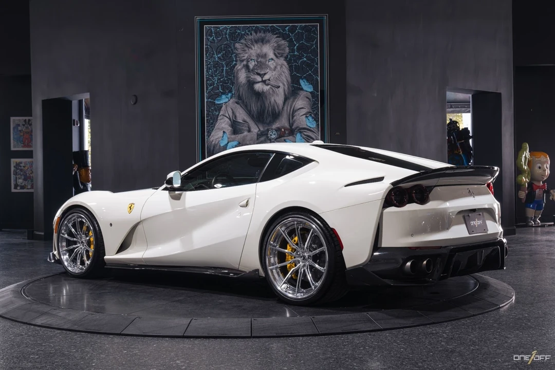 2018 Ferrari 812 Superfast - Image 10 of 12