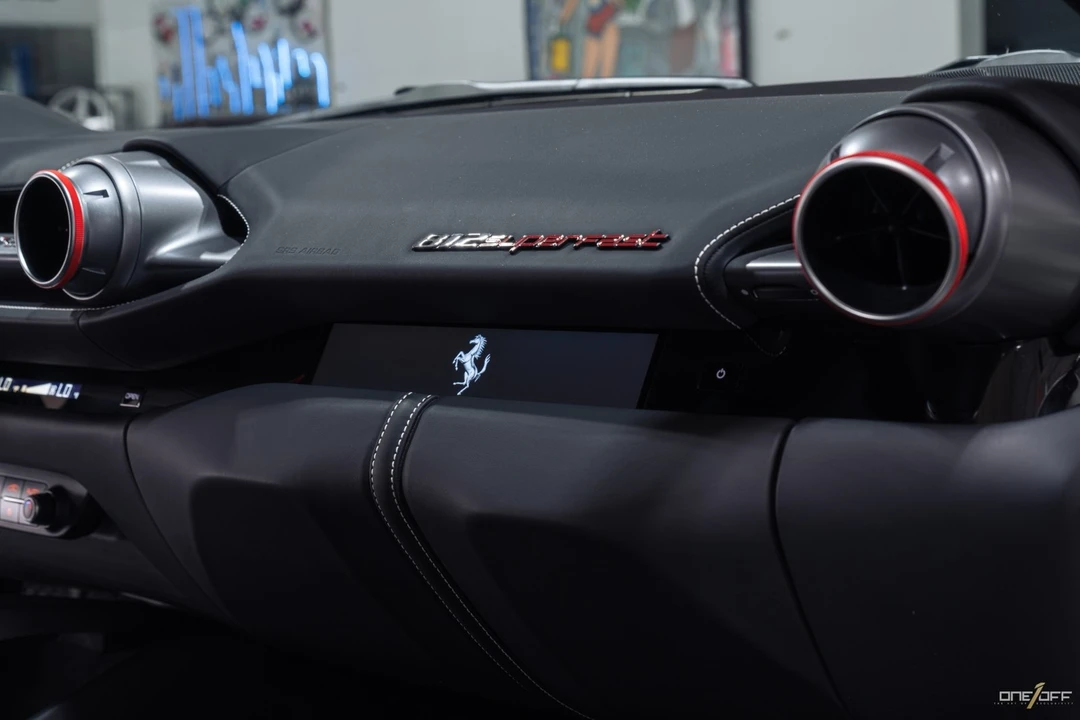 2018 Ferrari 812 Superfast - Image 10 of 12