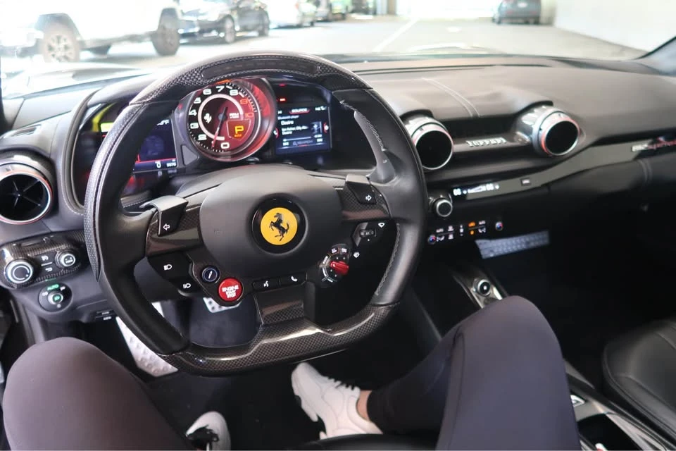 2018 Ferrari 812 Superfast - Image 5 of 8