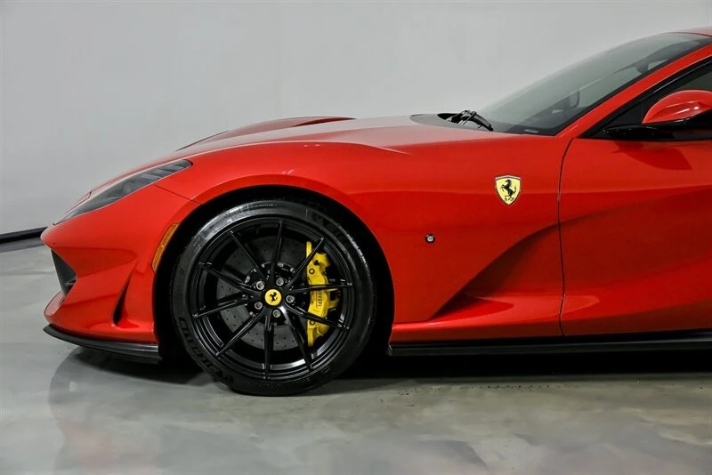 2018 Ferrari 812 Superfast - Image 6 of 31