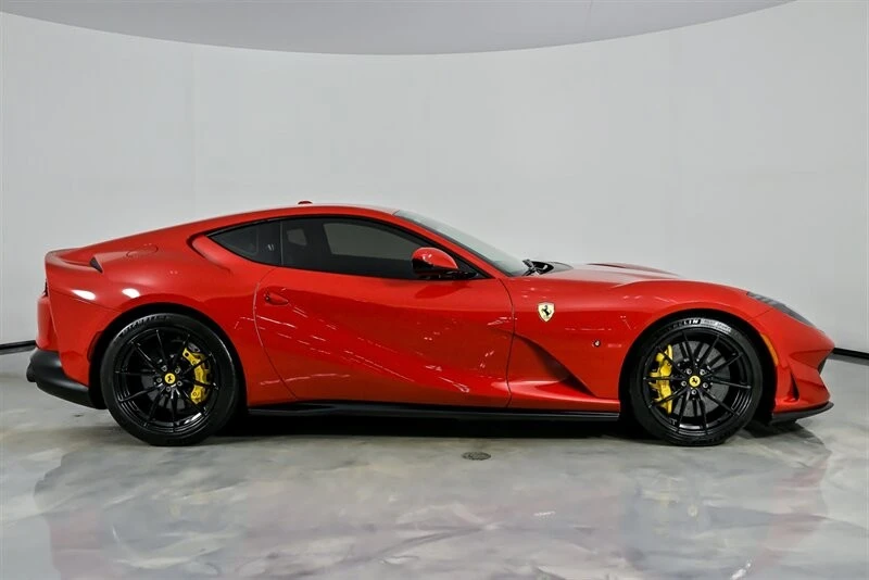 2018 Ferrari 812 Superfast - Image 13 of 31