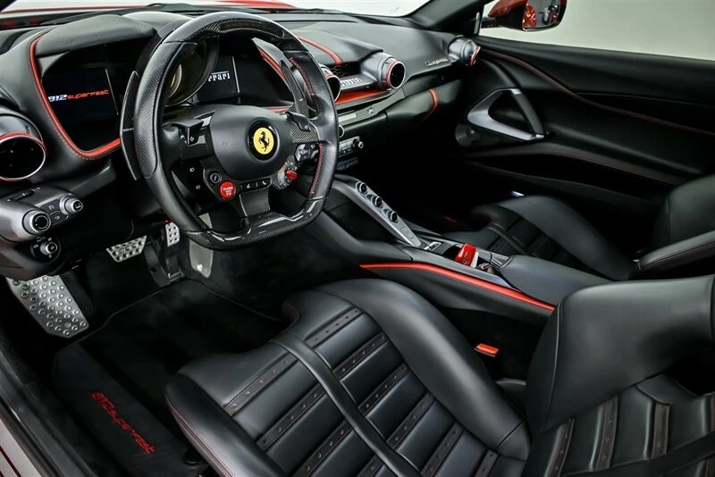 2018 Ferrari 812 Superfast - Image 19 of 31