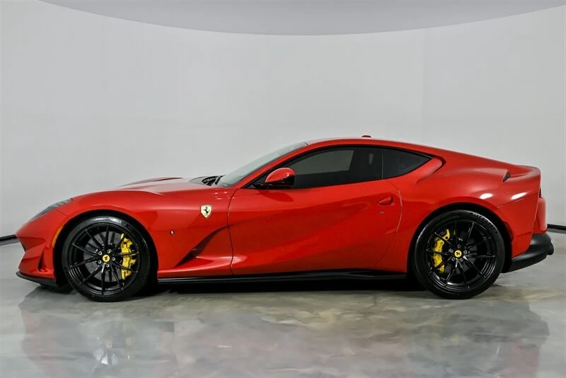 2018 Ferrari 812 Superfast - Image 7 of 31