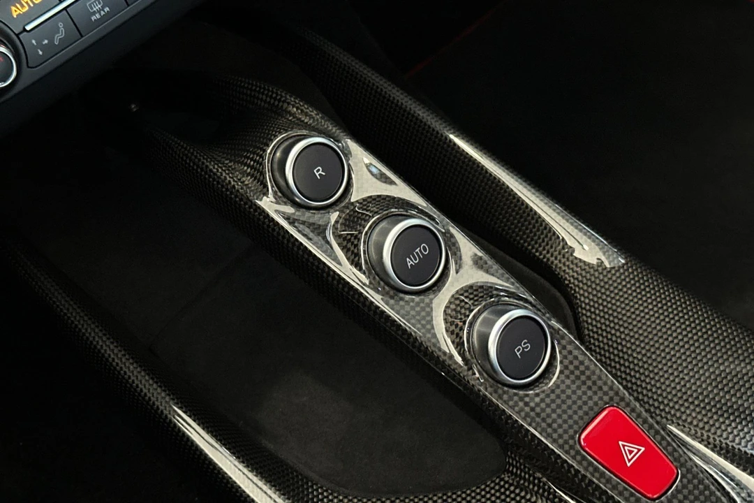 2018 Ferrari 812 Superfast - Image 26 of 31