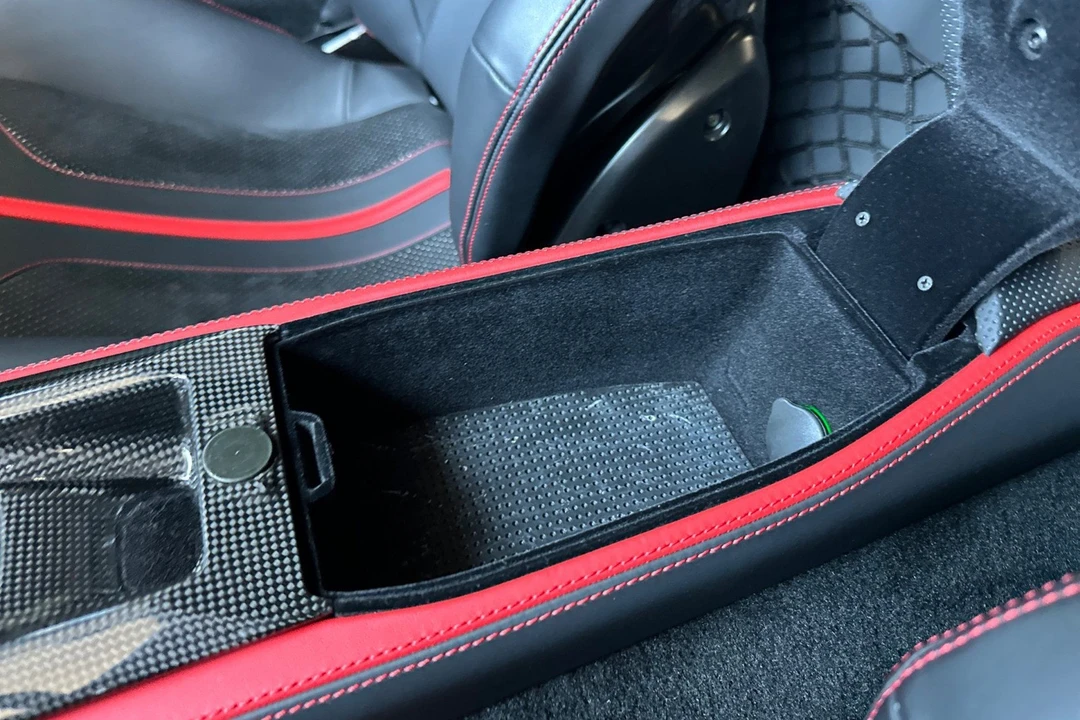 2018 Ferrari 812 Superfast - Image 25 of 31