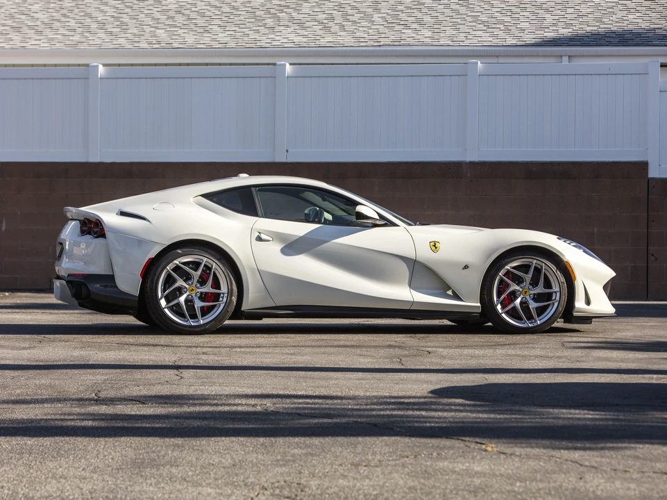 2018 Ferrari 812 Superfast - Image 19 of 20