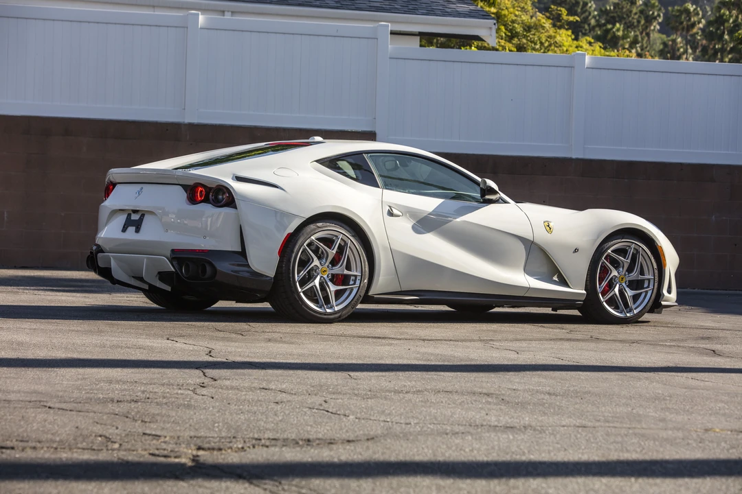 2018 Ferrari 812 Superfast - Image 18 of 20