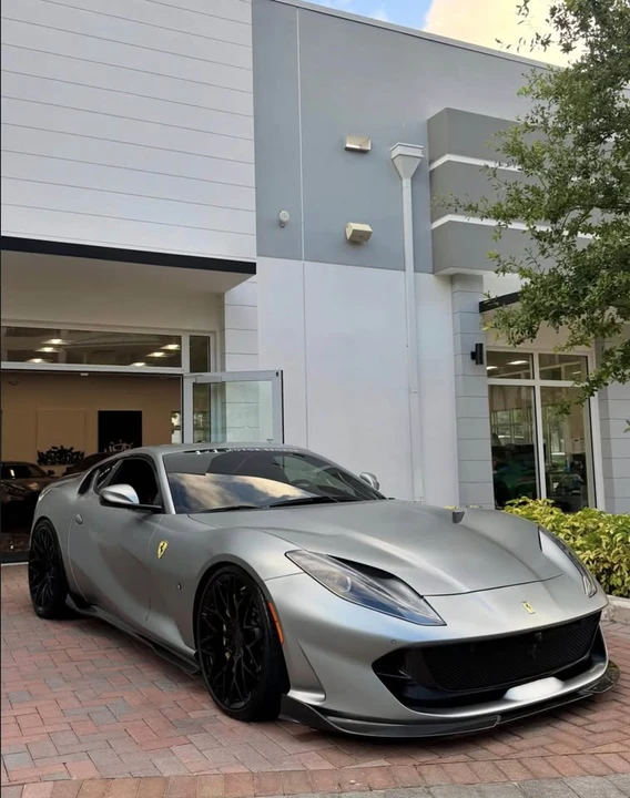 2018 Ferrari 812 Superfast - Image 3 of 8