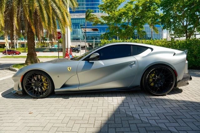 2018 Ferrari 812 Superfast - Image 11 of 31