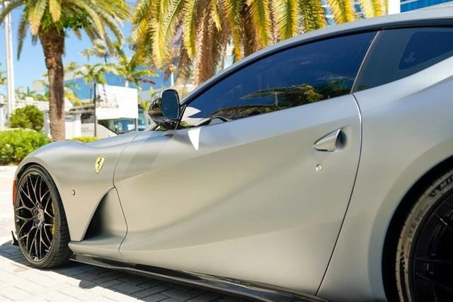 2018 Ferrari 812 Superfast - Image 19 of 31