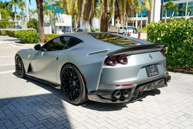 2018 Ferrari 812 Superfast - Image 17 of 31