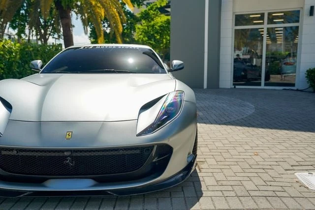 2018 Ferrari 812 Superfast - Image 9 of 31