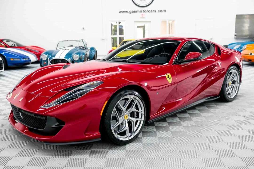 2018 Ferrari 812 Superfast - Image 4 of 31