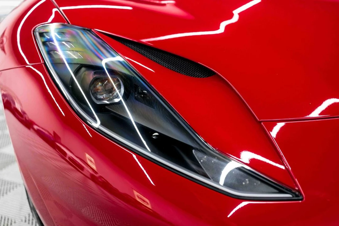 2018 Ferrari 812 Superfast - Image 13 of 31