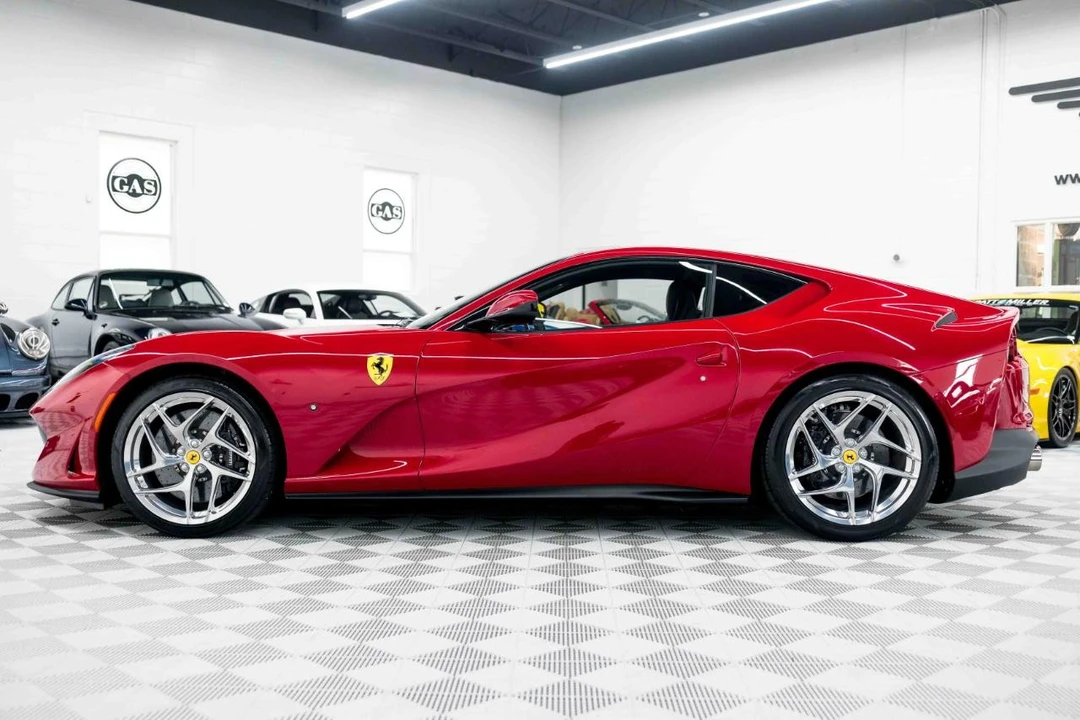 2018 Ferrari 812 Superfast - Image 11 of 31