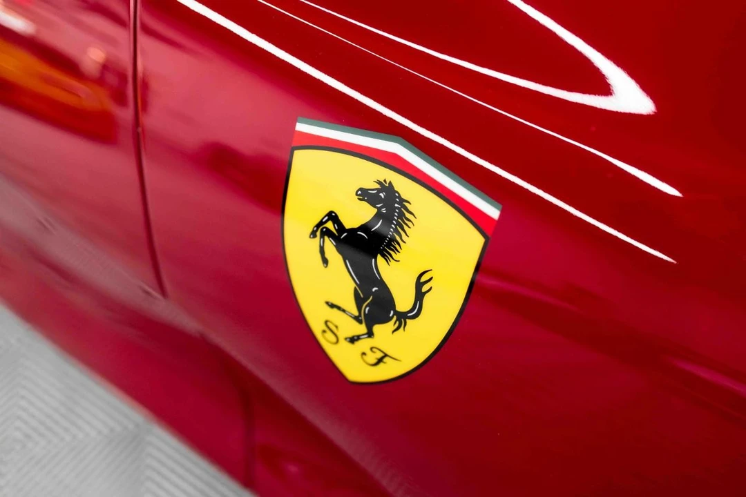 2018 Ferrari 812 Superfast - Image 23 of 31