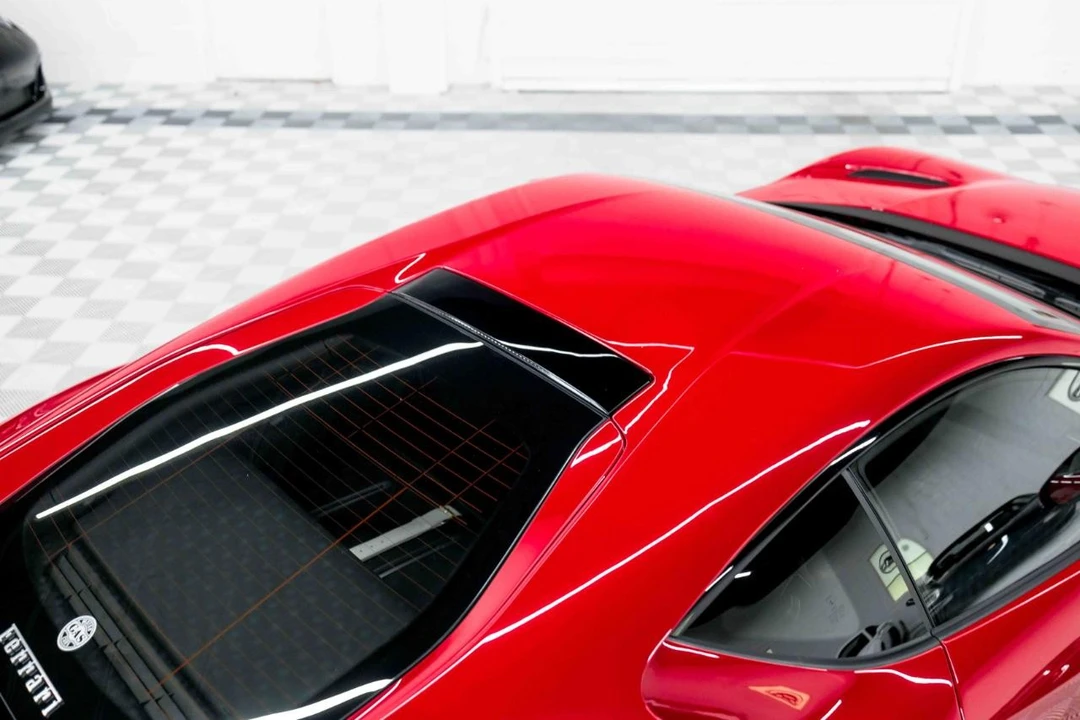 2018 Ferrari 812 Superfast - Image 30 of 31