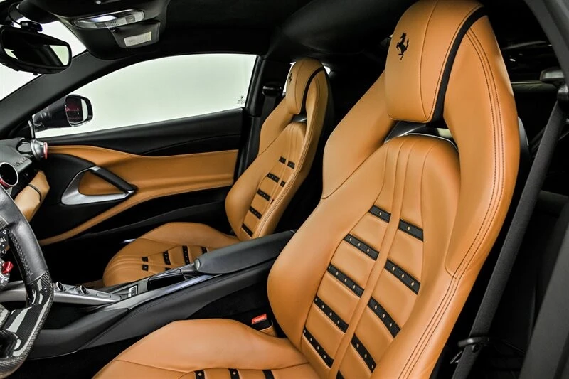 2018 Ferrari 812 Superfast - Image 27 of 31