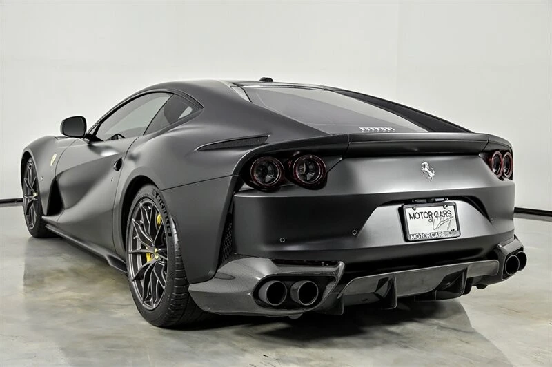 2018 Ferrari 812 Superfast - Image 9 of 31
