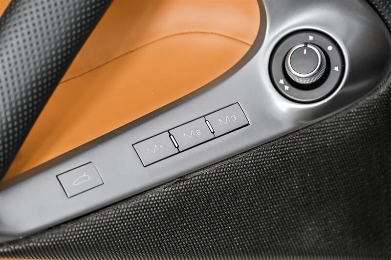 2018 Ferrari 812 Superfast - Image 23 of 31