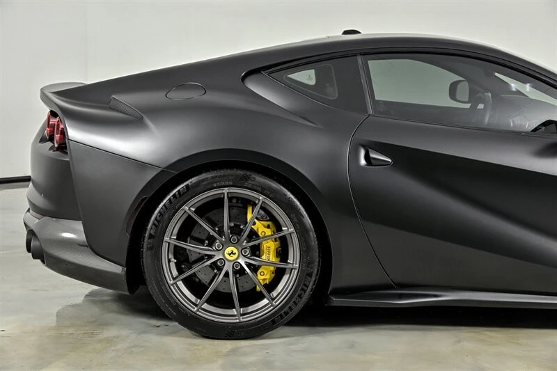 2018 Ferrari 812 Superfast - Image 12 of 31