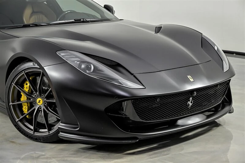 2018 Ferrari 812 Superfast - Image 2 of 31