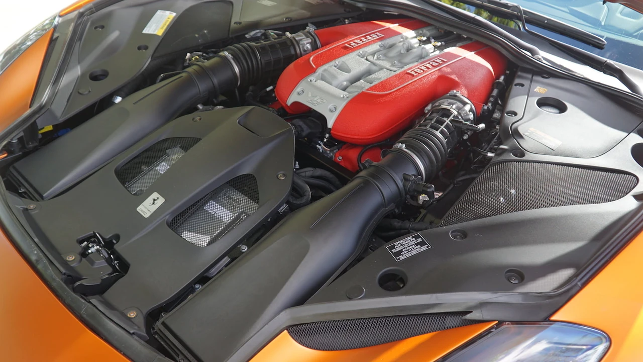 2018 Ferrari 812 Superfast - Image 7 of 22