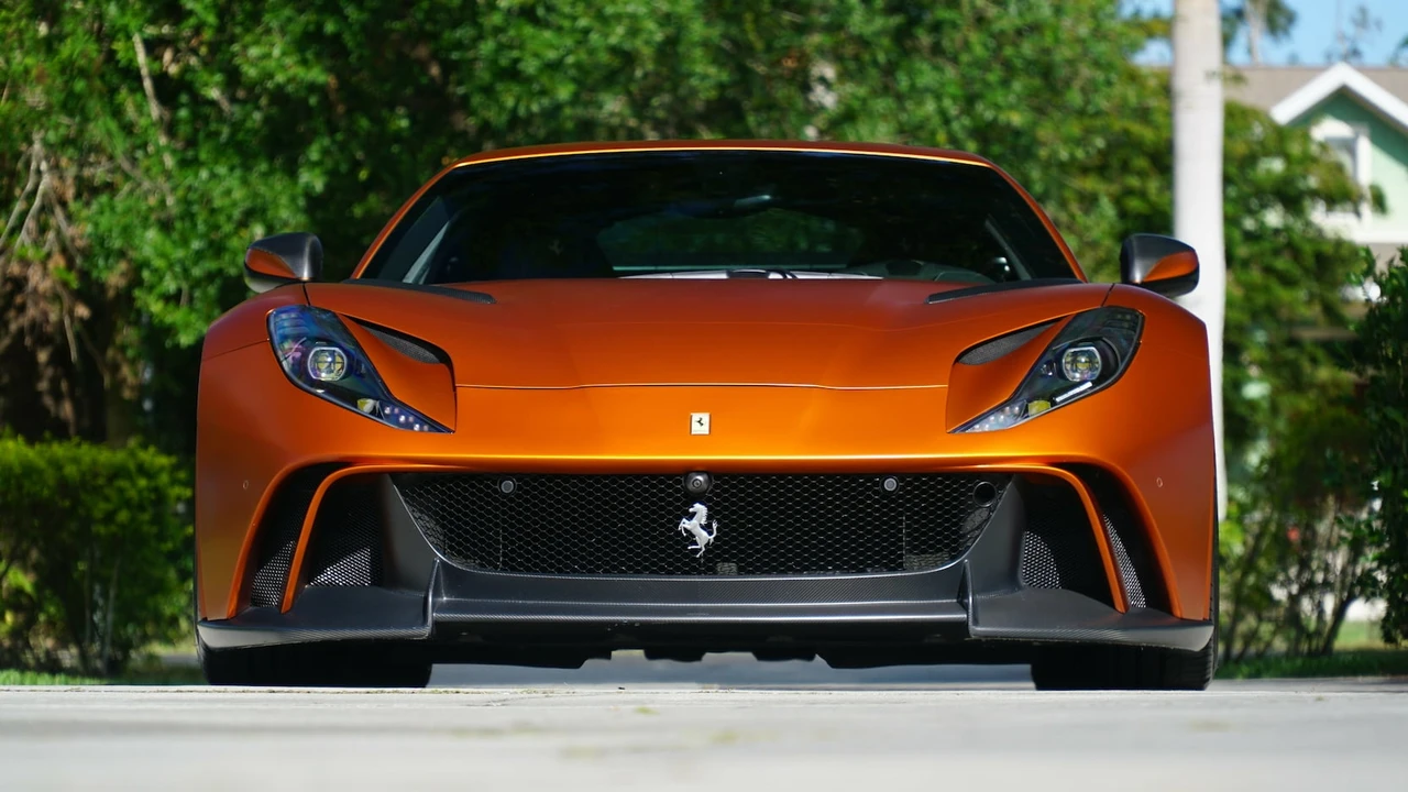 2018 Ferrari 812 Superfast - Image 13 of 22