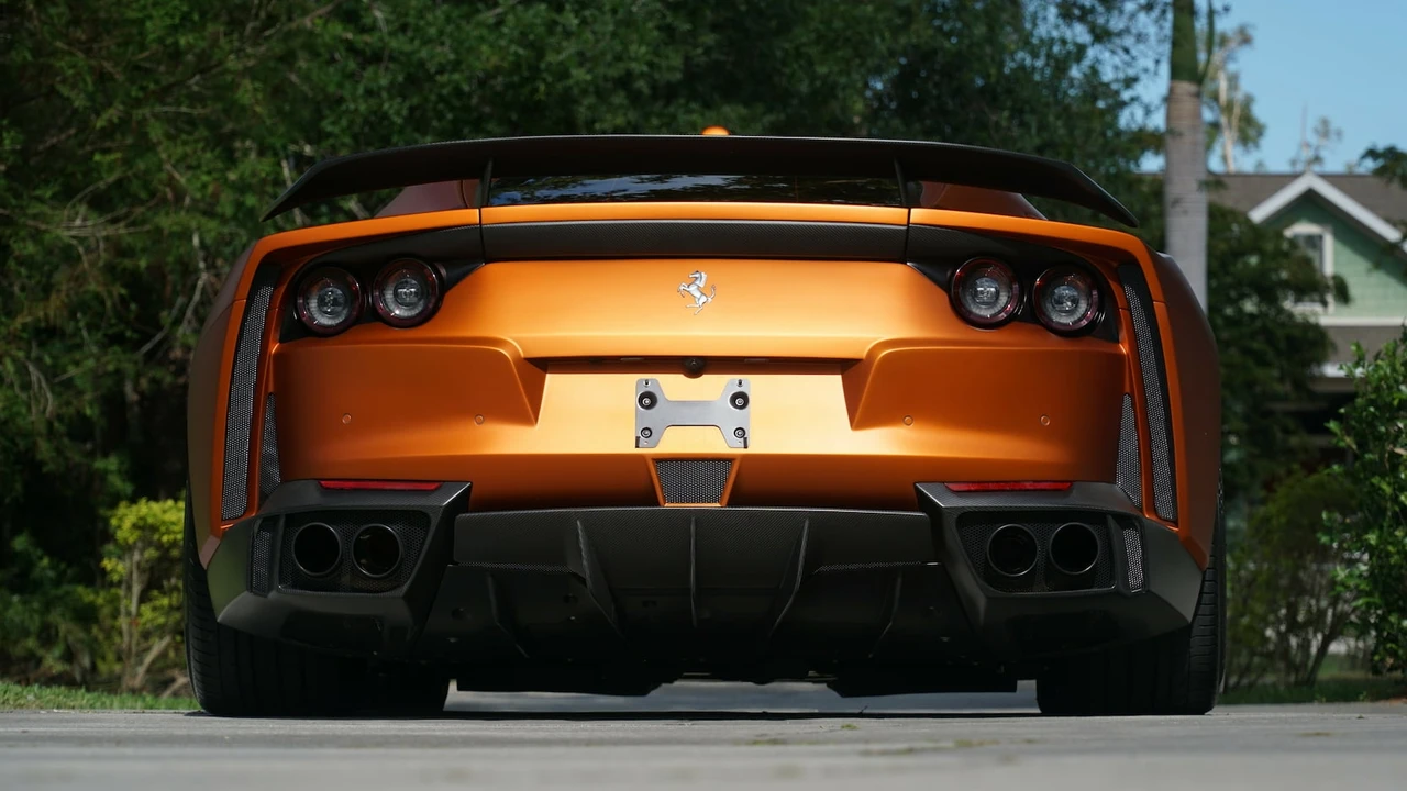 2018 Ferrari 812 Superfast - Image 14 of 22