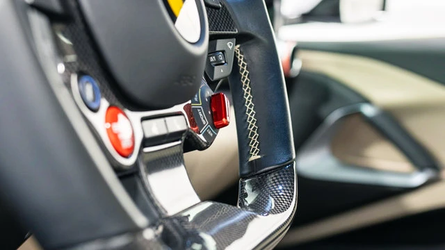 2018 Ferrari 812 Superfast - Image 5 of 15
