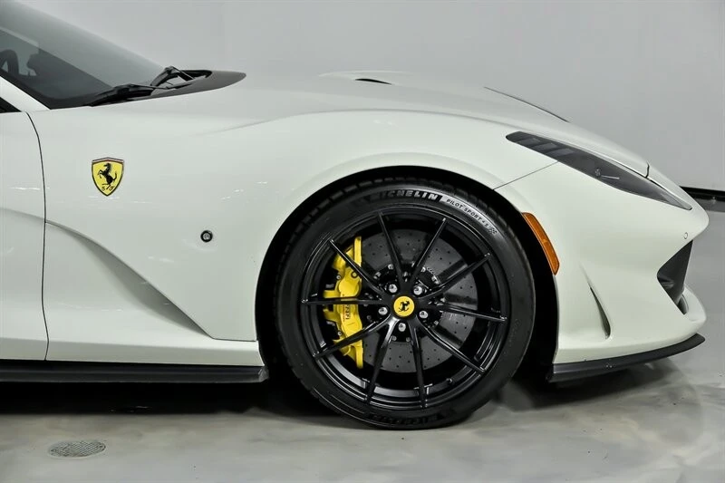 2018 Ferrari 812 Superfast - Image 15 of 21
