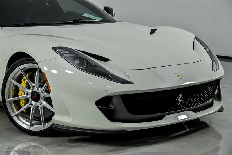 2018 Ferrari 812 Superfast - Image 3 of 31