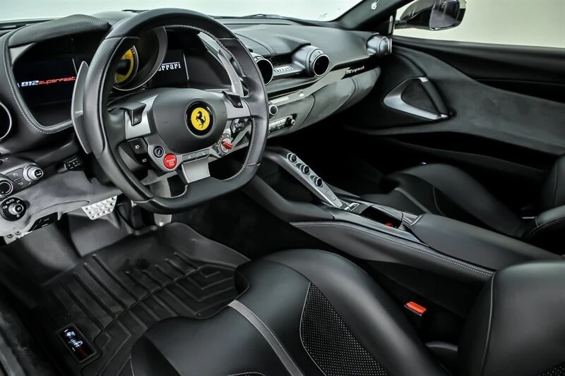 2018 Ferrari 812 Superfast - Image 20 of 31