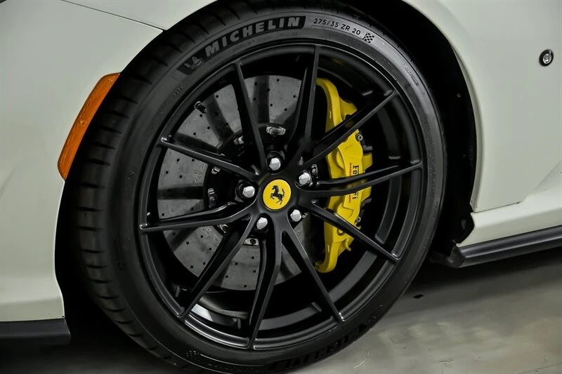2018 Ferrari 812 Superfast - Image 18 of 21