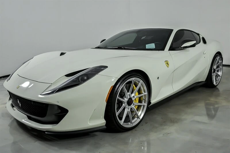 2018 Ferrari 812 Superfast - Image 6 of 31