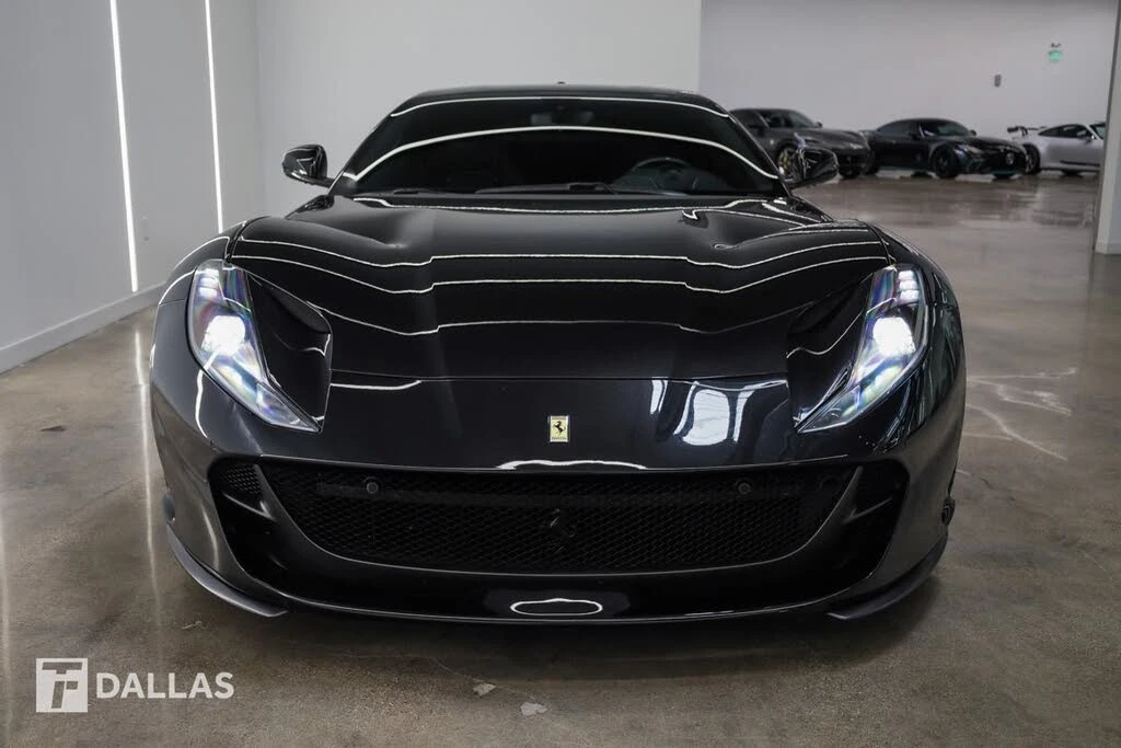 2018 Ferrari 812 Superfast - Image 3 of 31