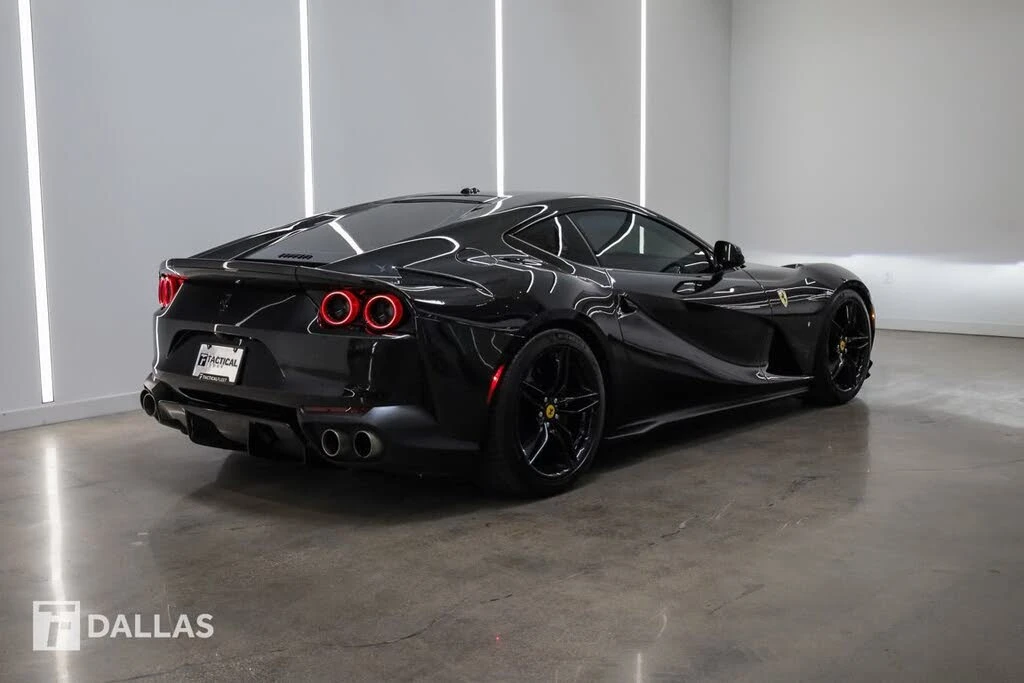 2018 Ferrari 812 Superfast - Image 11 of 31