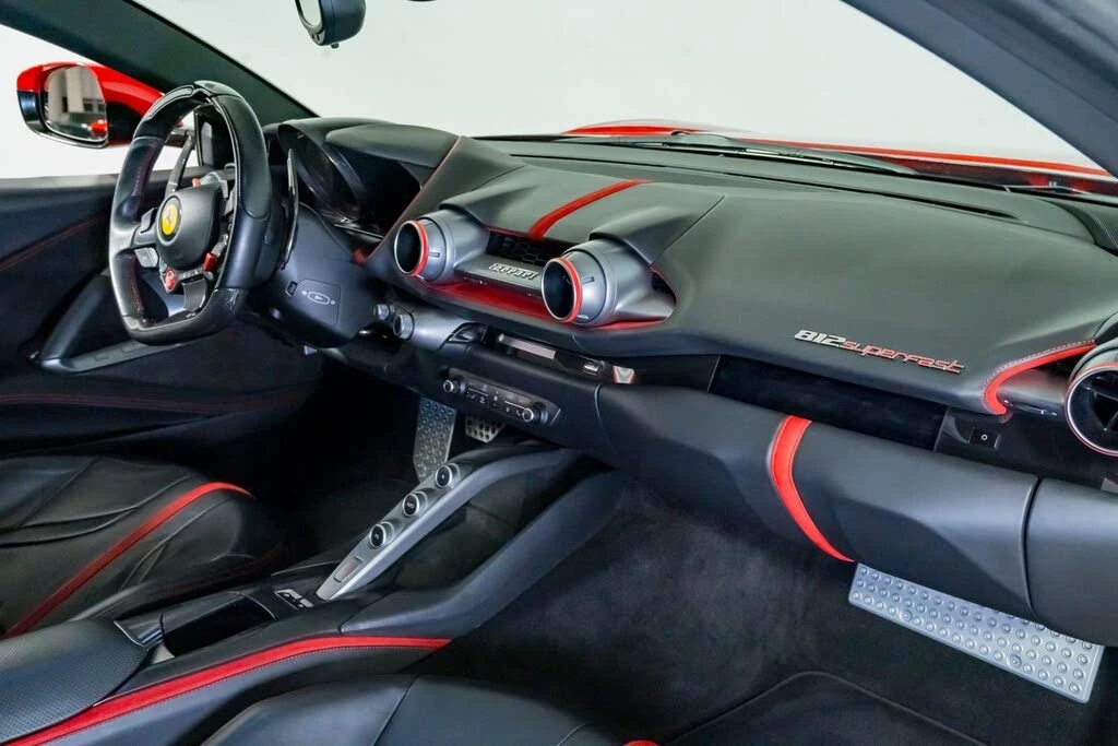 2018 Ferrari 812 Superfast - Image 26 of 31