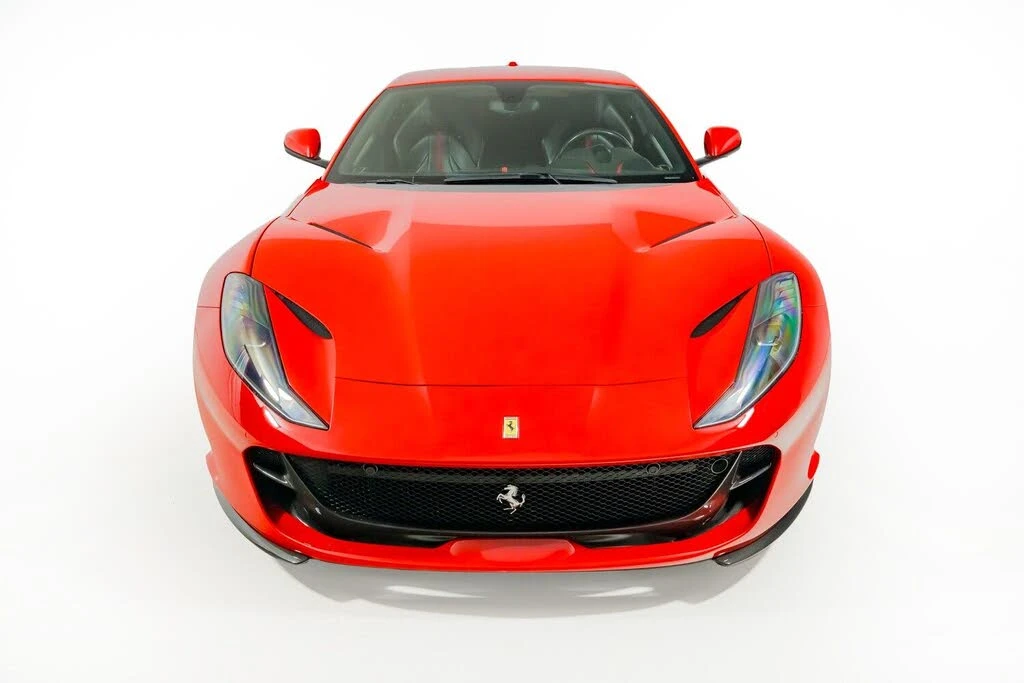 2018 Ferrari 812 Superfast - Image 5 of 31