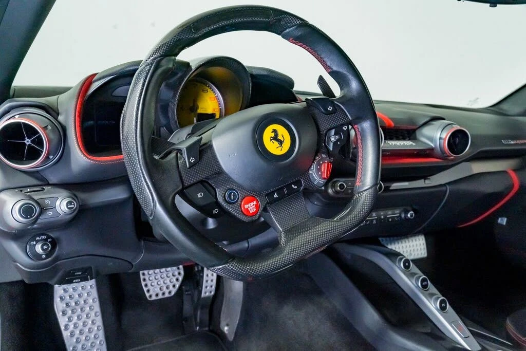 2018 Ferrari 812 Superfast - Image 19 of 31